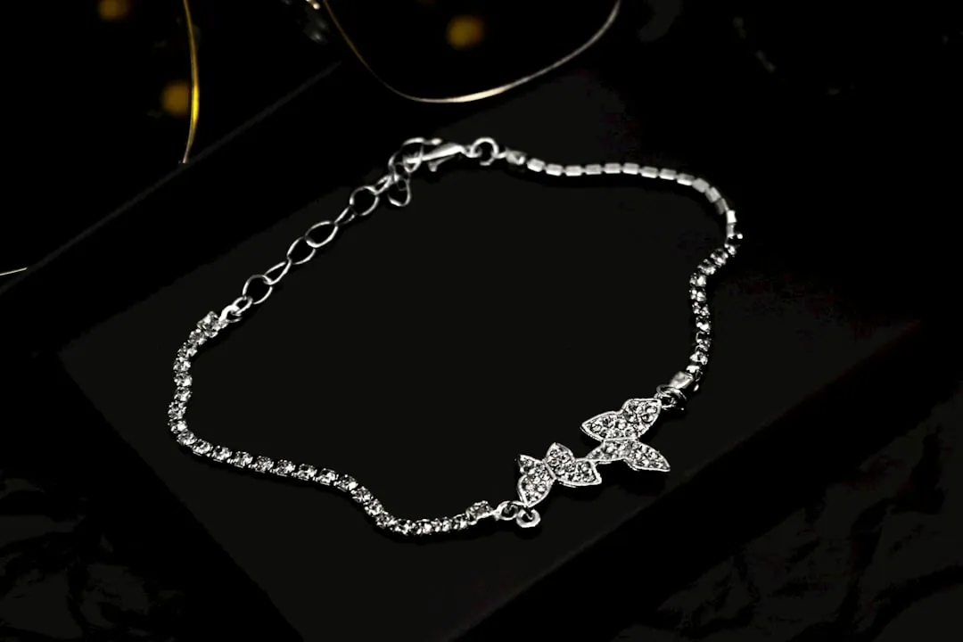 Antiker Schmuck: Zeitlose Eleganz und Wertigkeit