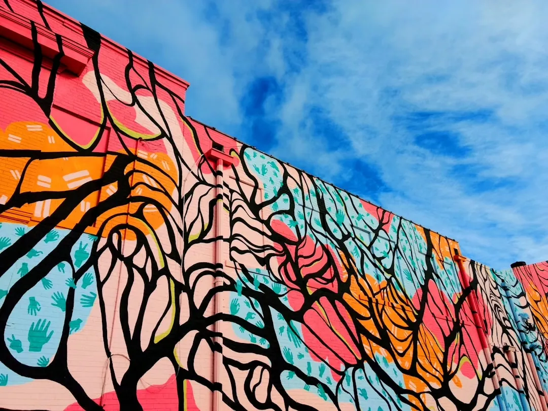 Die Kunst der Straßenmalerei: Eine kreative Form der Urbanität