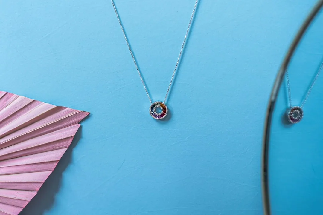 Personalisierte Anhänger mit Gravur: Einzigartige Geschenkidee