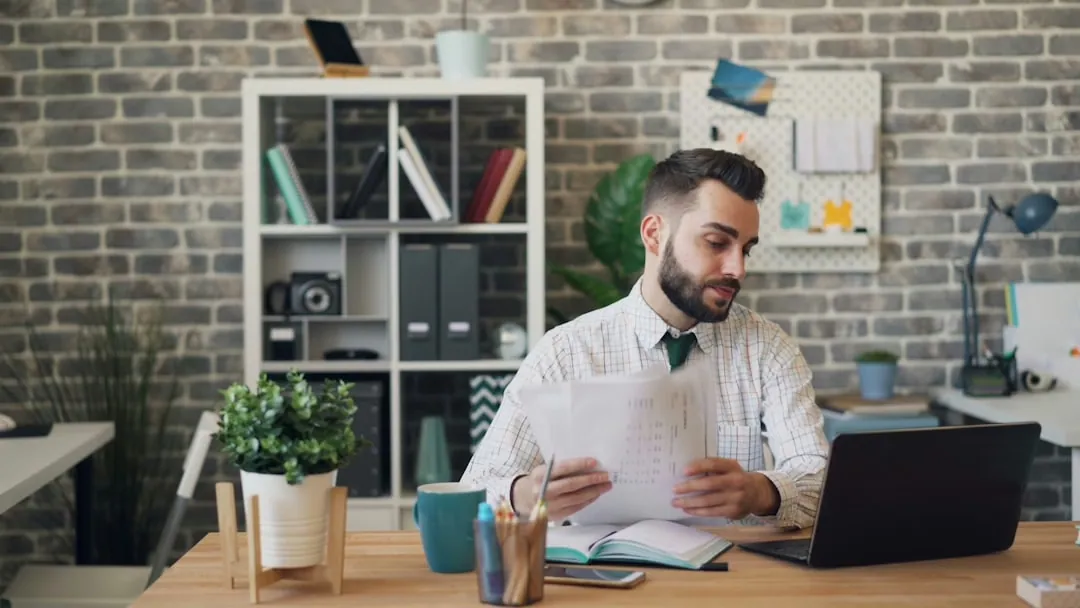 Vertragsgestaltung mit Handwerkern: Tipps und Best Practices